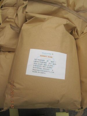 Acide sorbique de qualité alimentaire C6H8O2 Antiseptique efficace CAS 110-44-1 pour des normes élevées